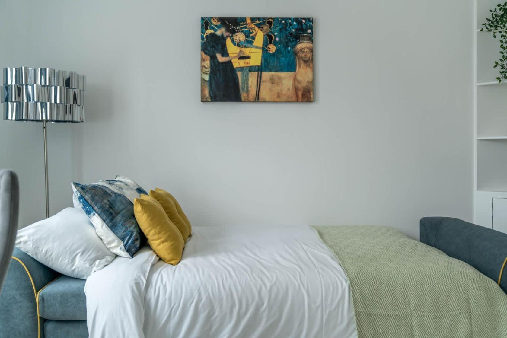 Brick Lane, - Lovely One Bedroom Лондон